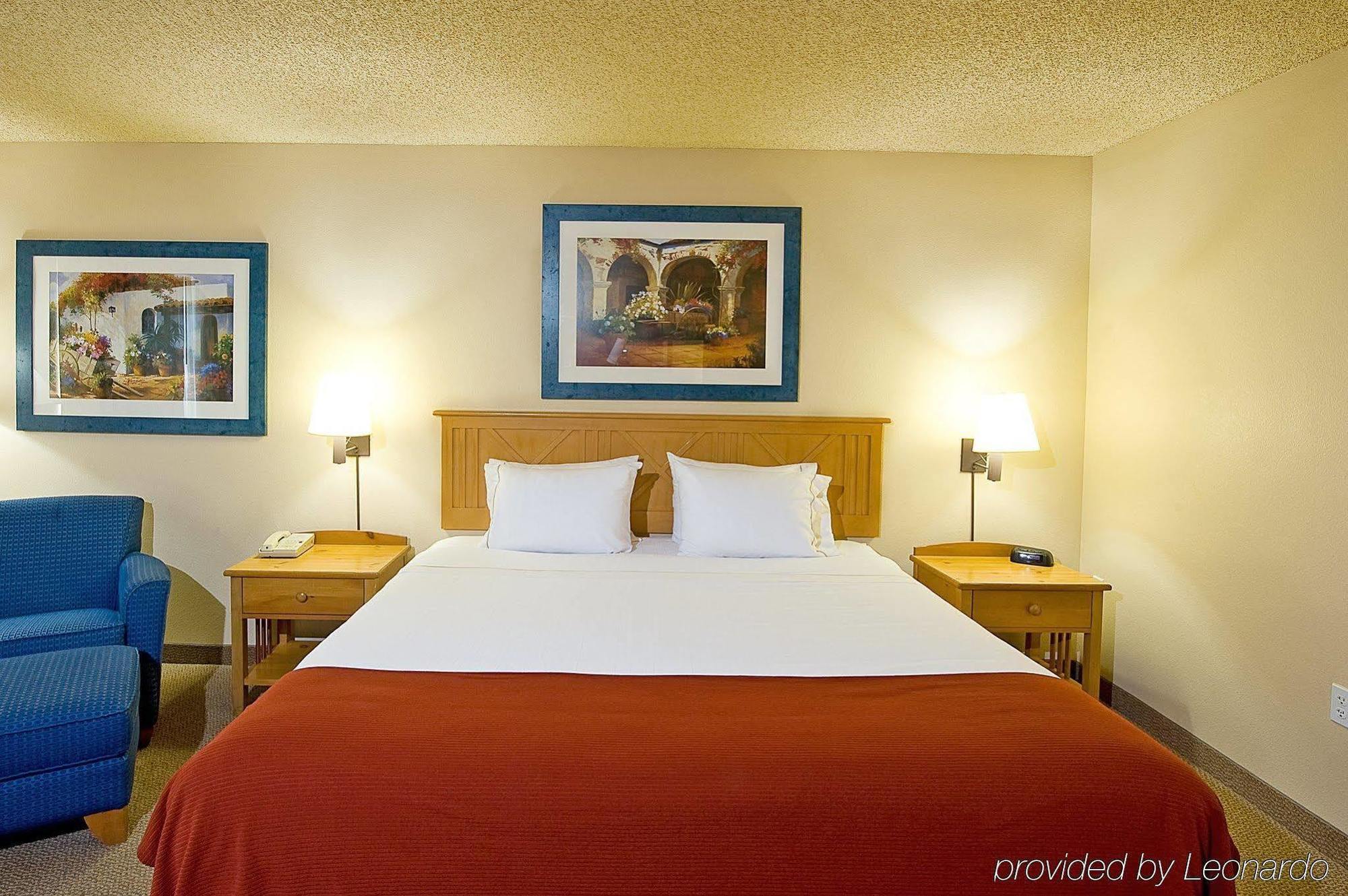 Red Lion Inn & Suites Goodyear Bagian luar foto